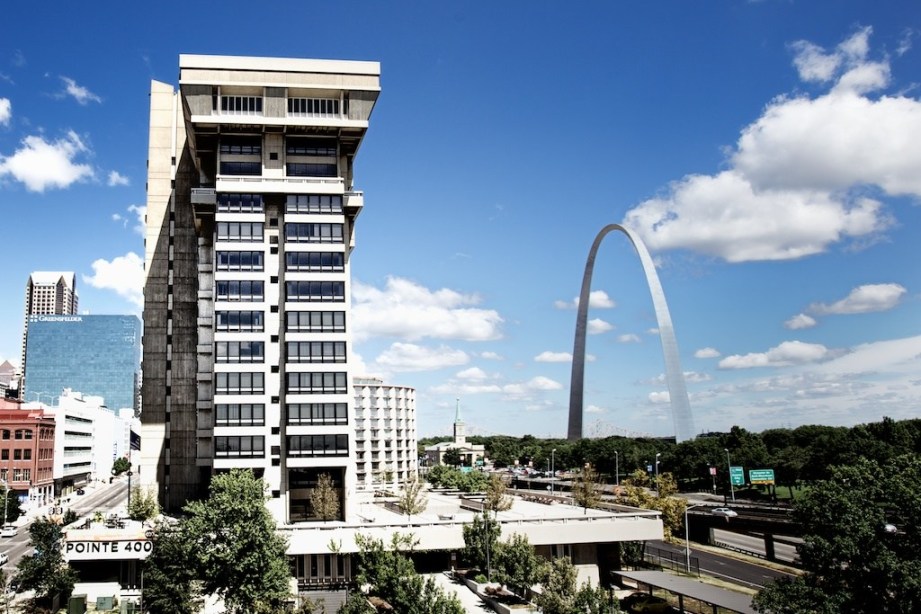 Pointe 400 in St. Louis, MO