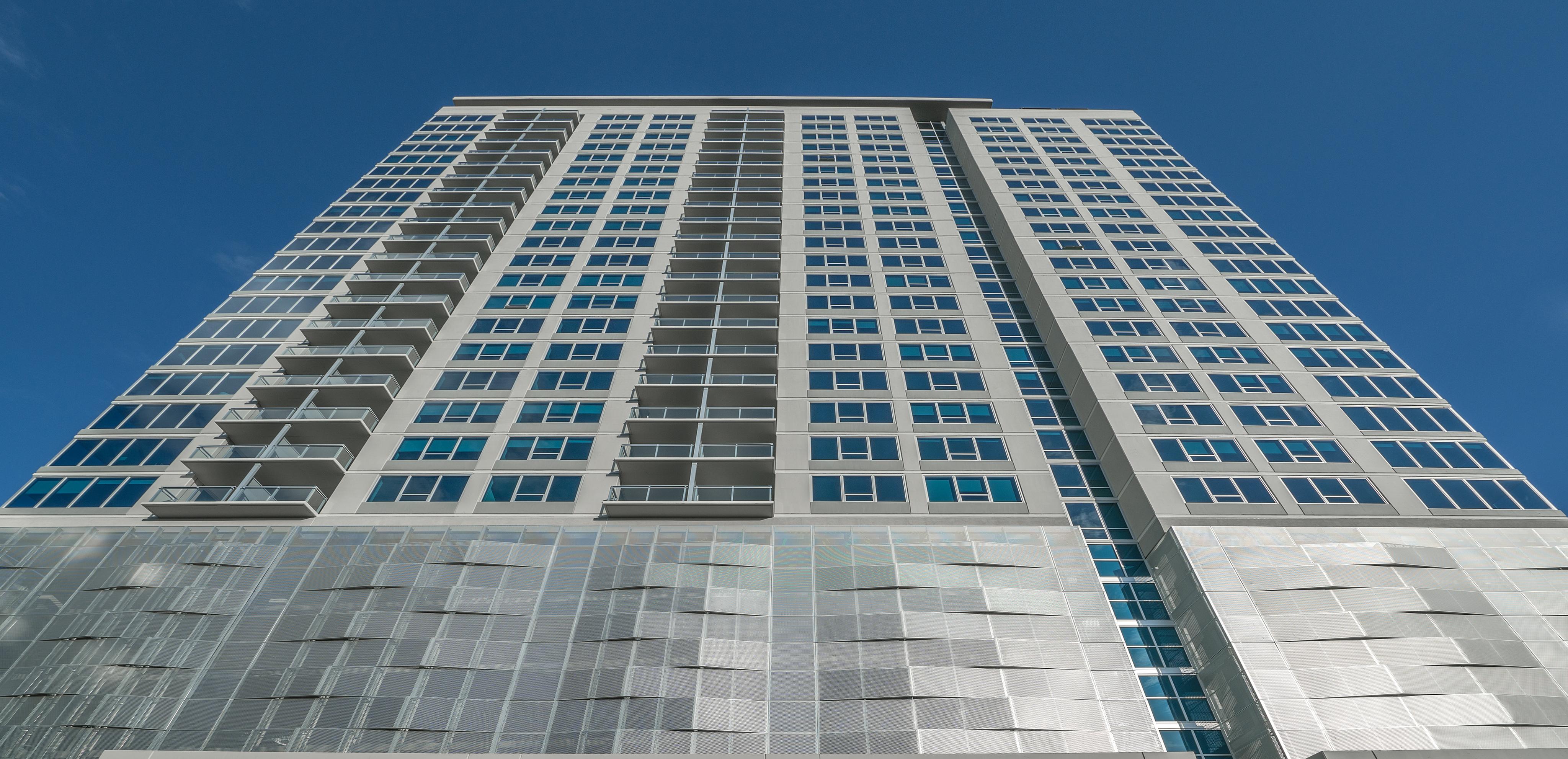 Two Twelve Clayton in Clayton , MO 